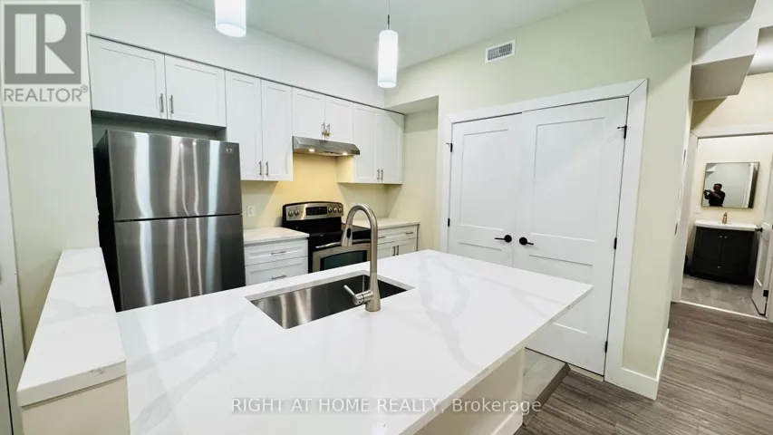 BACK UNIT - 346 ASHLAND AVENUE, London East (East M), Ontario N5W4E8