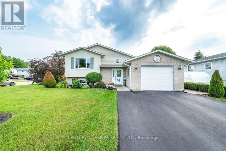 3 HIGHLAND PARK DRIVE, Petawawa, Ontario K8H3S2
