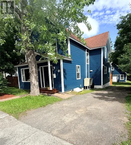 31 Carmelite Road, Grand Falls - Windsor, Newfoundland & Labrador A2A1Y4