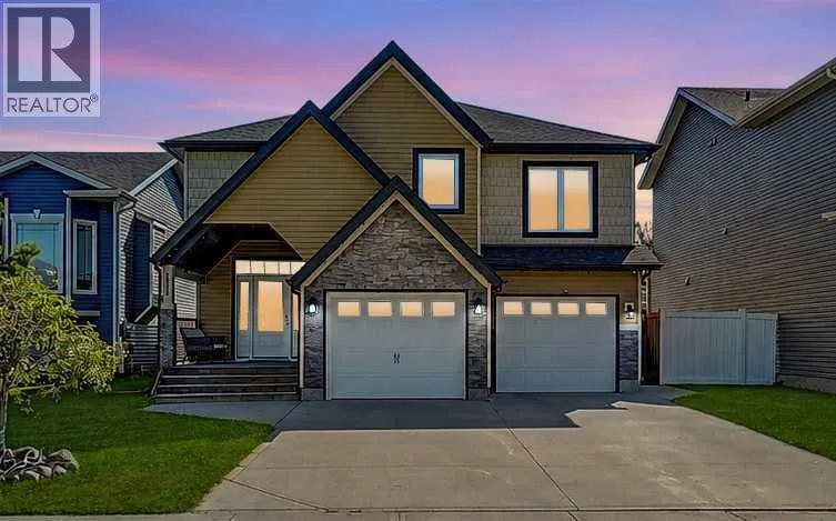 10553 113 Street, Grande Prairie, Alberta T8V3Z3