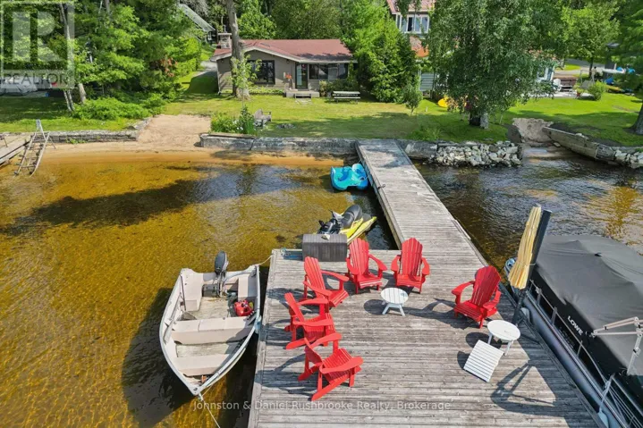 1046 GOLDEN POINT ROAD W, Bracebridge (Monck (Bracebridge)), Ontario P1L1W8
