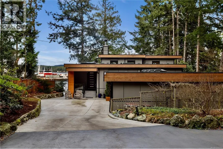 2250 Dolphin Rd, North Saanich, British Columbia V8L5Y7