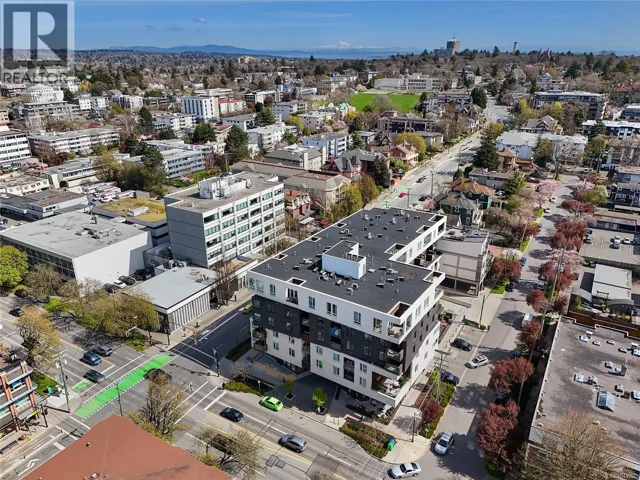 211 1033 Cook St, Victoria, British Columbia V8V0E1