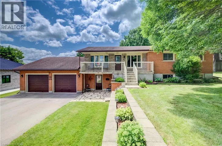 67 CASSELHOLME Crescent, New Dundee, Ontario N0B2E0