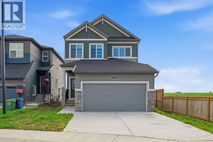 212 Lewiston Landing NE, Calgary, Alberta T3P2N8
