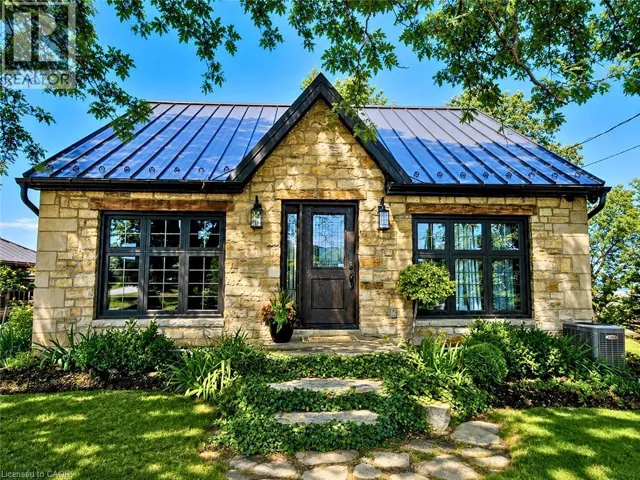 665 RIDGE Road, Stoney Creek, Ontario L8J2Y2