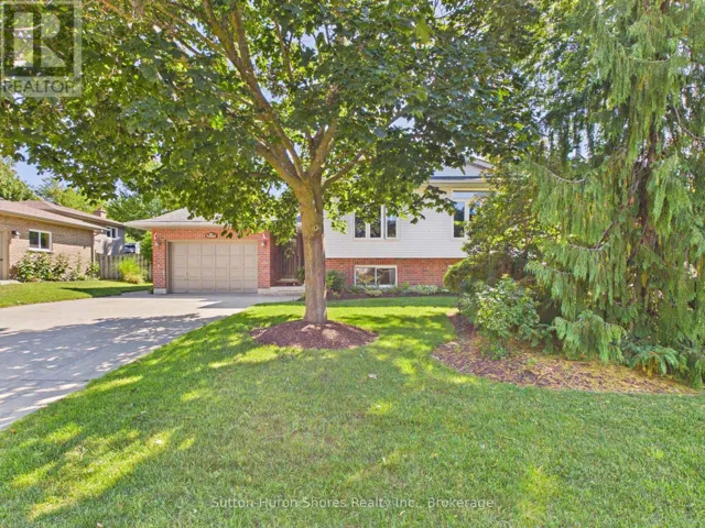 762 BRADFORD STREET, Saugeen Shores, Ontario N0H2C4