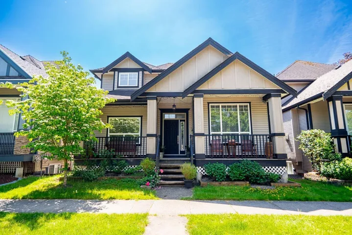 19338 72A AVENUE, Surrey, British Columbia V4N5X9