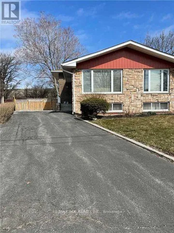 LOWER - 40 CAVEHILL CRESCENT, Toronto (Wexford-Maryvale), Ontario M1R4P9