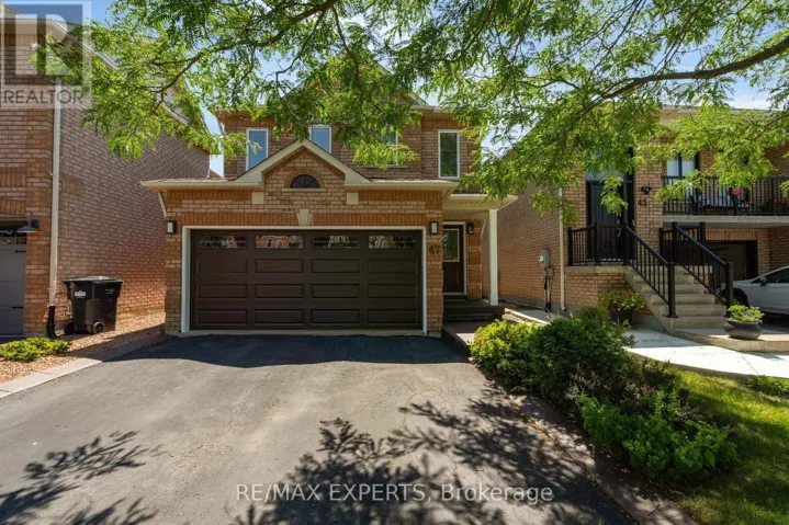 47 CASTELLI COURT, Caledon (Bolton North), Ontario L7E2T6