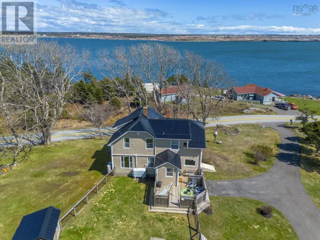 1772 304 Highway, Cape Forchu, Nova Scotia B5A5G7