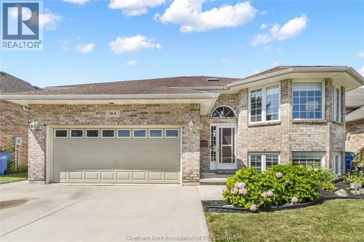 164 VALLEY ROAD, Chatham, Ontario N7L5L4