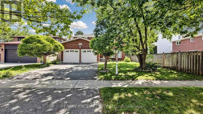 21 MARY GAPPER CRESCENT, Richmond Hill (North Richvale), Ontario L4C7L9