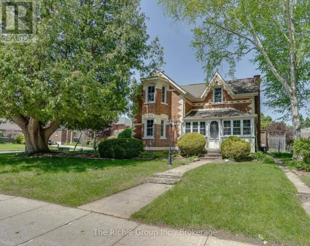 15 EMMA STREET, Caledon (Caledon East), Ontario L7C1K5
