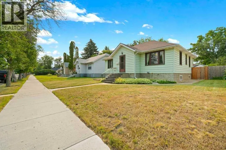 313 6 Street SE, Medicine Hat, Alberta T1A1H2