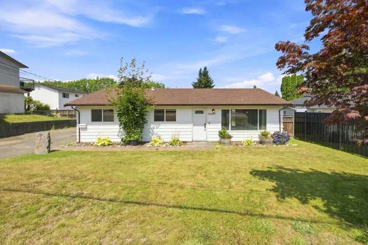 26647 30A AVENUE, Langley, British Columbia V4W3C8