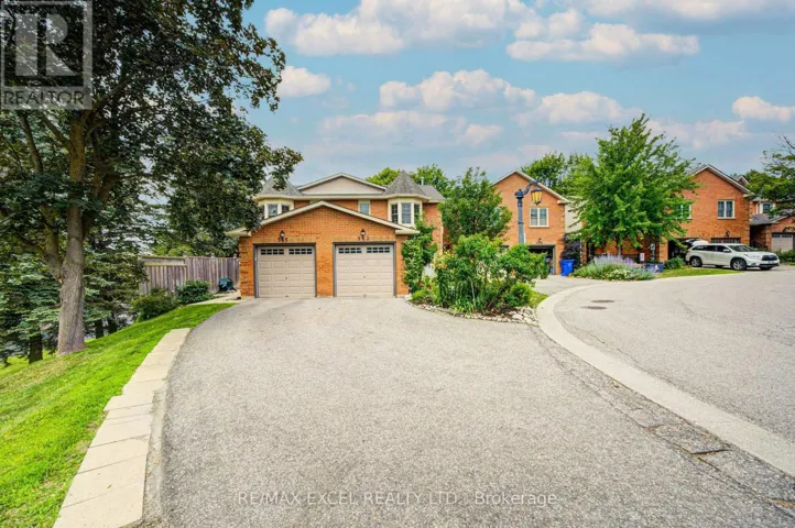 563 TARA HILL CIRCLE, Aurora (Aurora Village), Ontario L4G6G9
