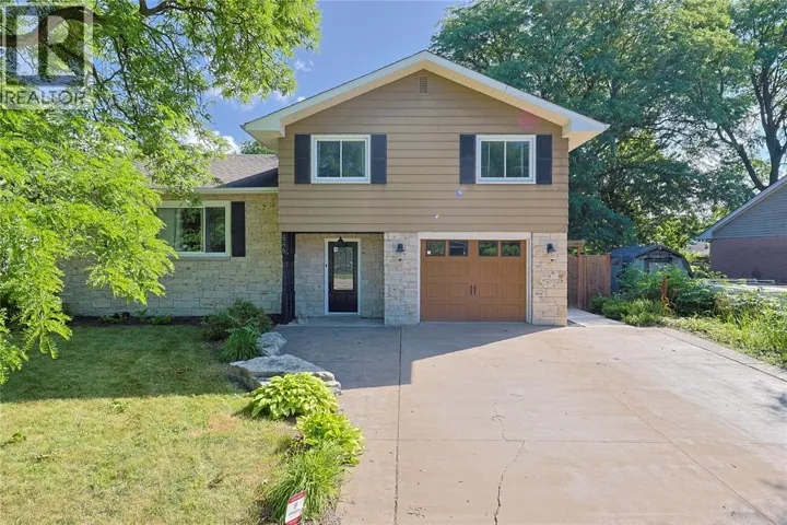 546 PRINCESS STREET, Petrolia, Ontario N0N1R0