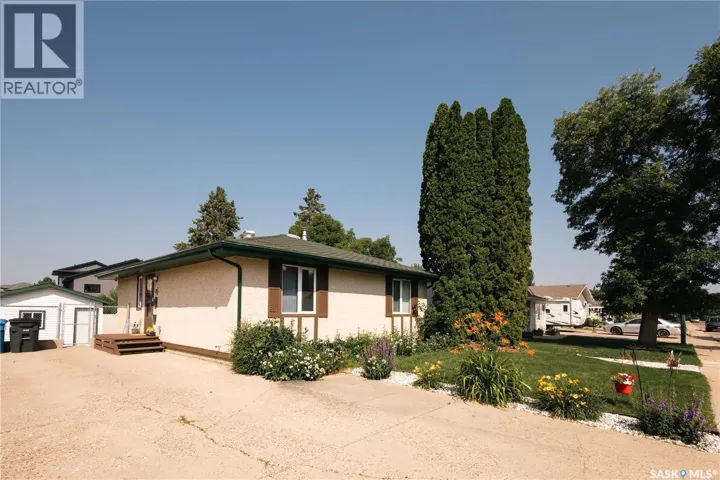 631 Buchanan DRIVE, Prince Albert, Saskatchewan S6V5Z7