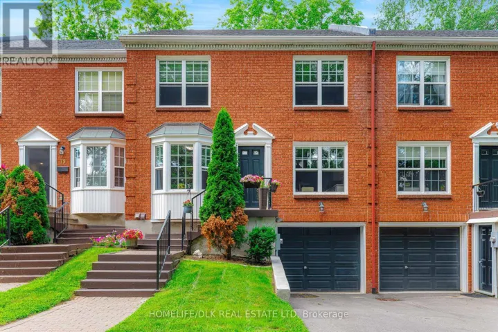 18 COUNTRY CLUB PLACE, Brockville, Ontario K6V6T7