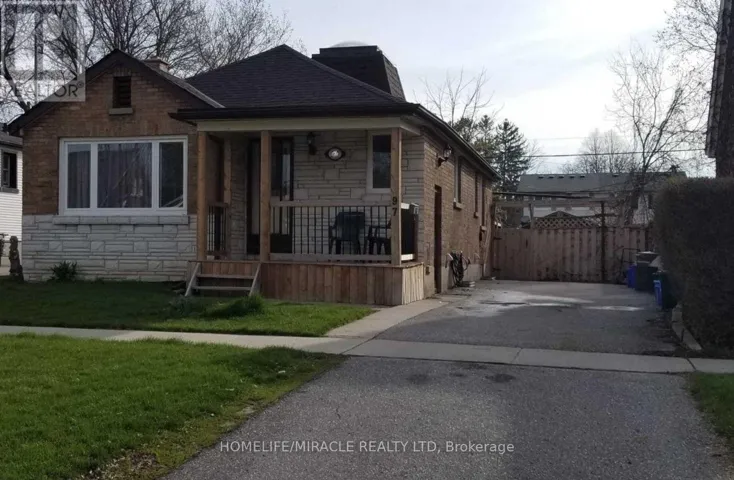 UPPER - 97 CENTRAL PARK BOULEVARD, Oshawa (O'Neill), Ontario L1G5Y4