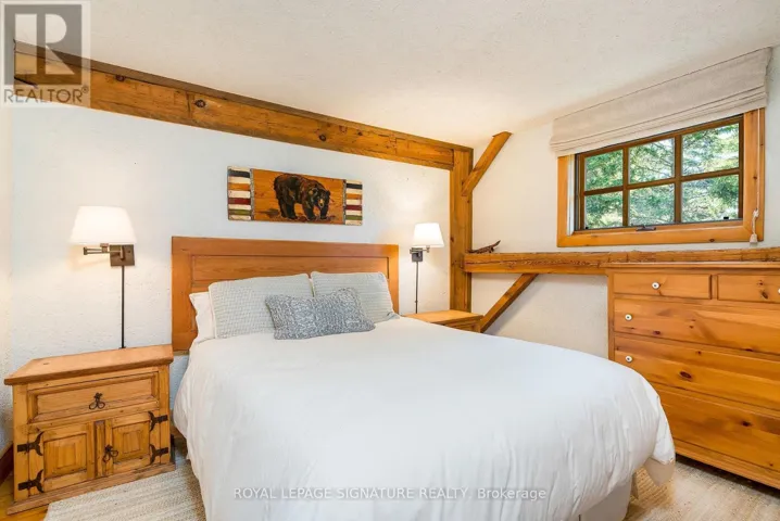 22 NEWTON WAY, Clearview, Ontario L9Y3Y9