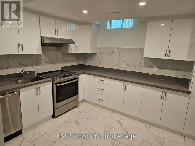 LEGAL BASEMENT APARTMENT - 9 MICHIGAN AVENUE, Brampton (Fletcher's Creek South), Ontario L6Y4N5