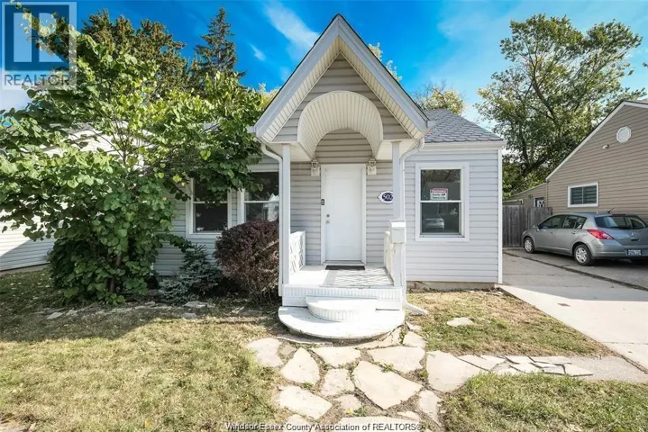 502 JOSEPHINE, Windsor, Ontario N9B2L1
