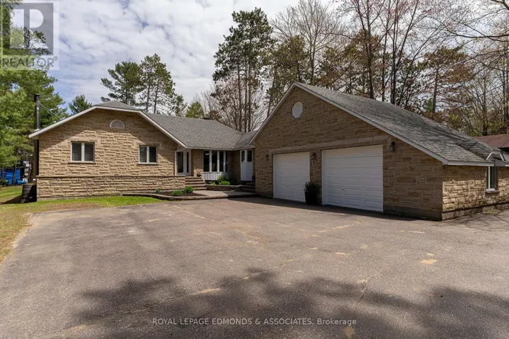 39 SELLEY STREET, Petawawa, Ontario K8H3G9