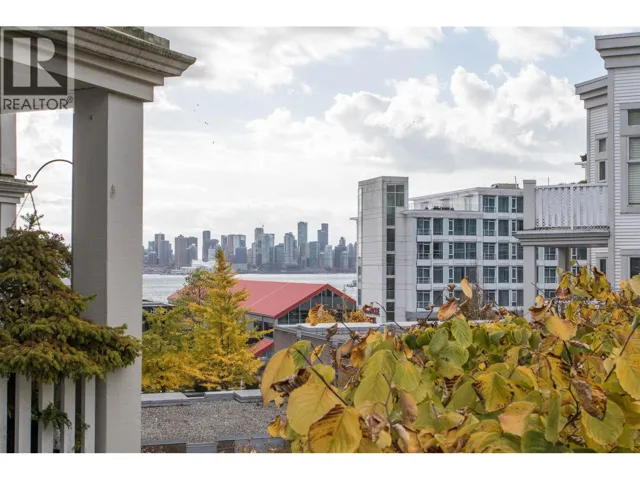 313 147 E 1ST STREET, North Vancouver, British Columbia V7L1B2