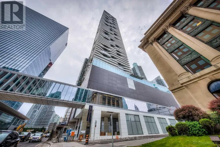 6304 - 88 HARBOUR STREET, Toronto (Waterfront Communities), Ontario M5J0C3