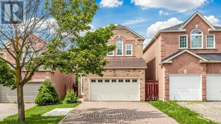 24 CASCADEN STREET, Toronto (Milliken), Ontario M1V5L7