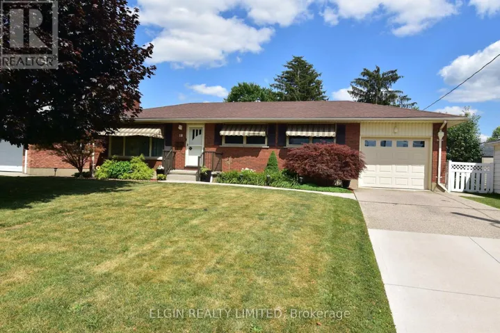 18 PULLEN AVENUE, St. Thomas, Ontario N5R4T4