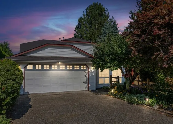 5709 STONEHAVEN STREET, Promontory, Chilliwack, British Columbia V2R3Y6
