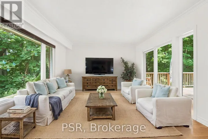 UPPER - 531 RODD AVENUE, Pickering (Rosebank), Ontario L1W2B1