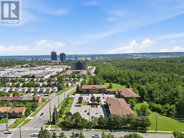 324 - 10C COULTER STREET, Barrie (Sunnidale), Ontario L4N6S2