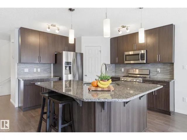 2553 COUGHLAN RD SW, Edmonton, Alberta T6W2Z6