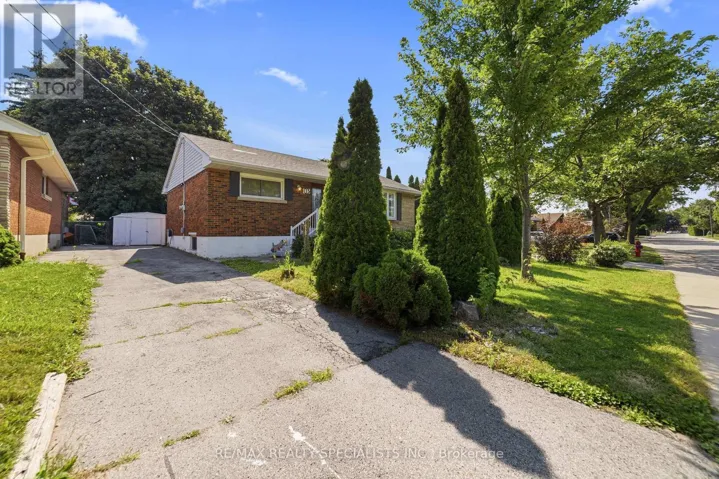 115 KINGS FOREST DRIVE, Hamilton (Huntington), Ontario L8T4J8