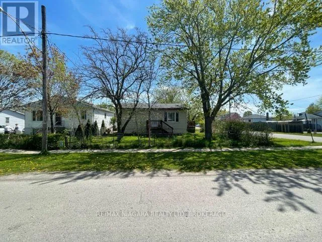 45 POWERVIEW AVENUE, St. Catharines (Western Hill), Ontario L2S1V5