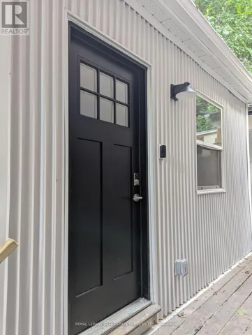 MAIN - 264A HASTINGS AVENUE, Toronto (South Riverdale), Ontario M4L2M1