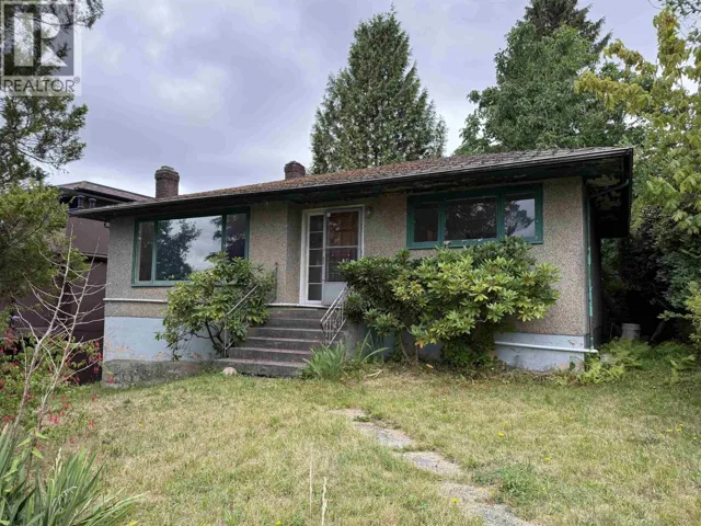 115 N HOWARD AVENUE, Burnaby, British Columbia V5B1J6