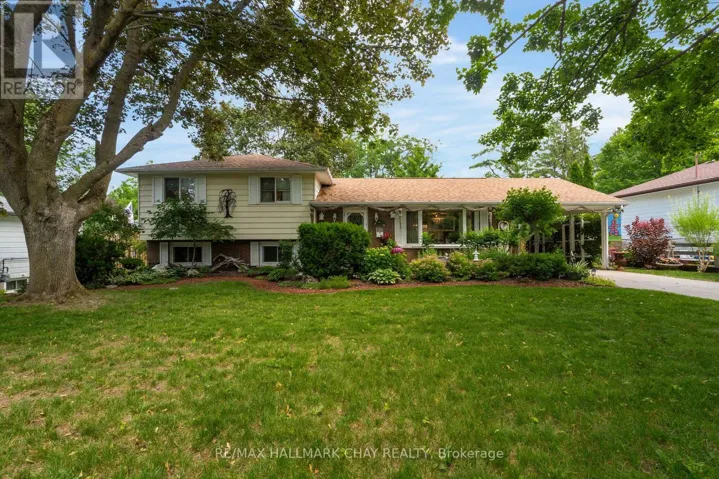 82 FOURTH STREET, Orillia, Ontario L3V4B8