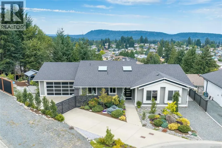 932 Hanington Rd, Ladysmith, British Columbia V9G0A4