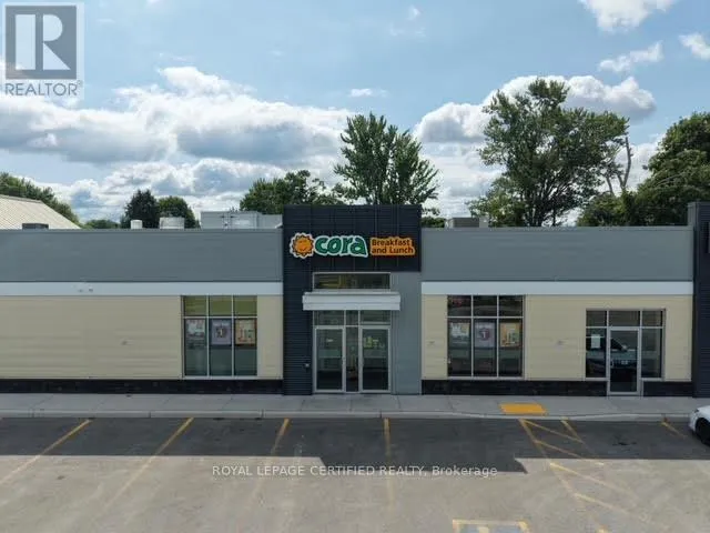 595 ST. CLAIR STREET, Chatham-Kent (Chatham), Ontario N7L3L3