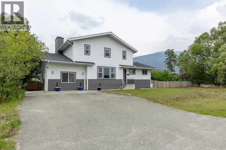 1250 9TH AVENUE, Valemount, British Columbia V0E2Z0