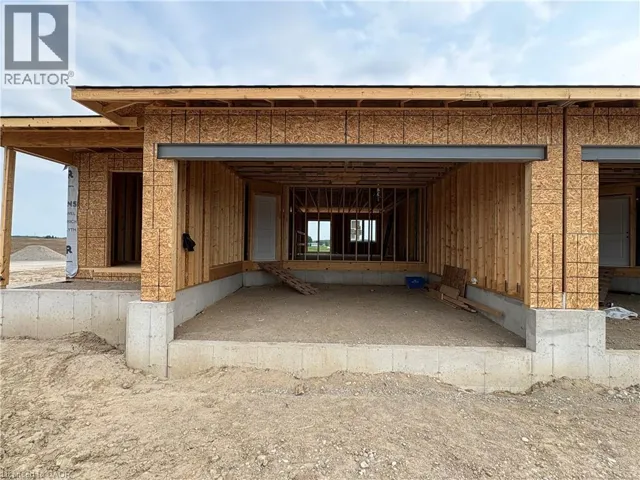 379 FEATHERSTONE Street E, Listowel, Ontario N4W2C4