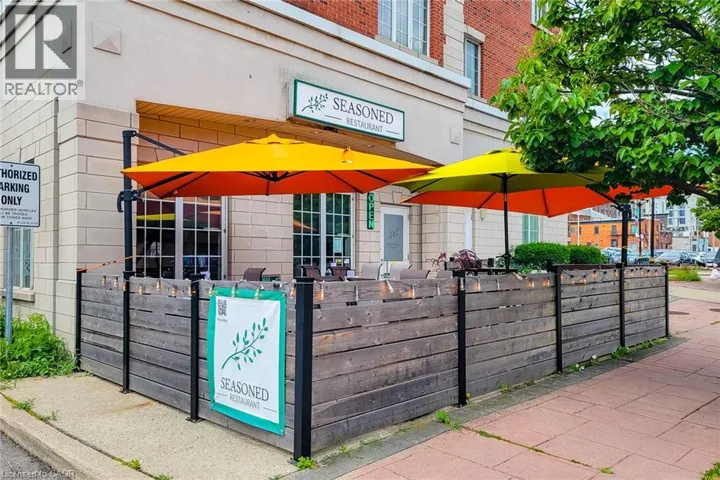 162 KING WILLIAM Street Unit# 102, Hamilton, Ontario L8R3N9