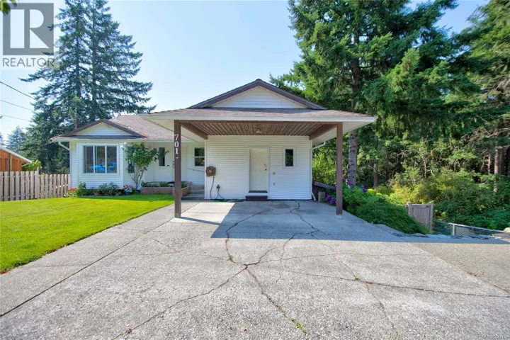 701 Glenalan Rd, Campbell River, British Columbia V9W5G6