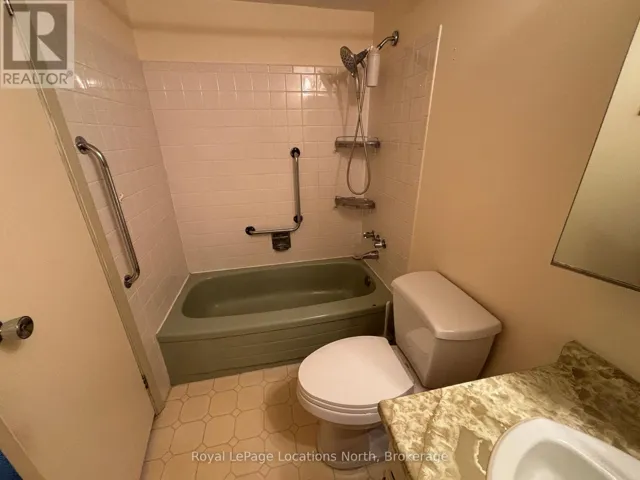 780