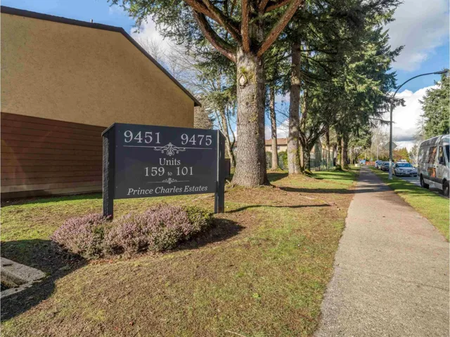 135 9463 PRINCE CHARLES BOULEVARD, Surrey, British Columbia V3V7G1